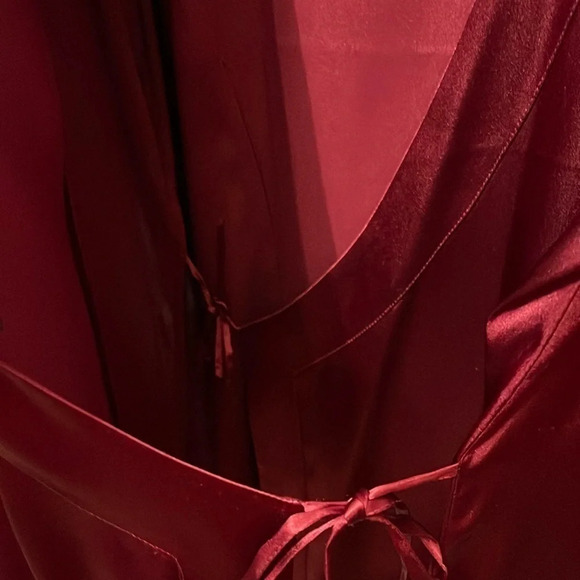 Chico's Size 3 Womens Silky faux Wrap Blouse Shirt Burgundy Maroon - Picture 5 of 8